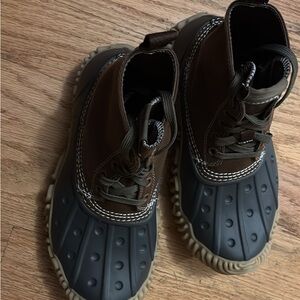 CROCS Brown and Gray Ankle Boots